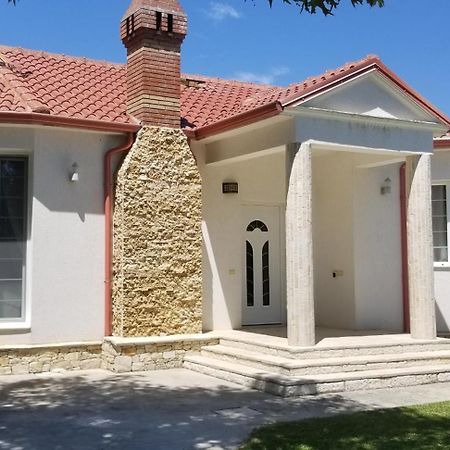 Country House Bubullime Albania Lushnje Екстер'єр фото